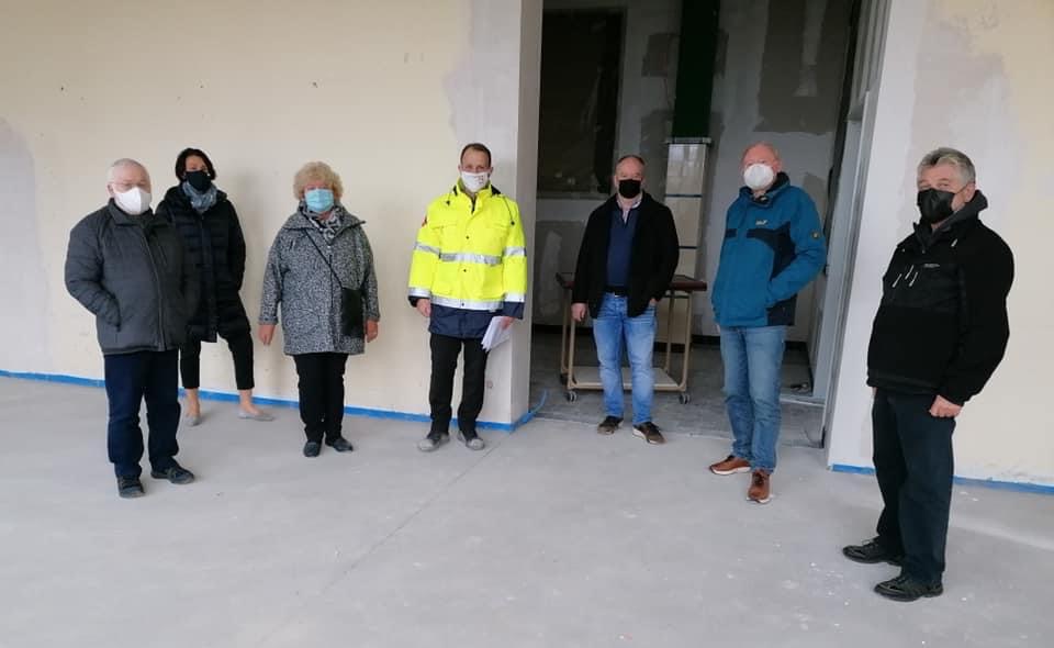 v.l. Rudolf Goriss, Isabel Schrder, Resi Gerwing, Horst Schenkel (Stadt Beckum), Josef Schumacher, Manfred Dittert und Peter Goriss 