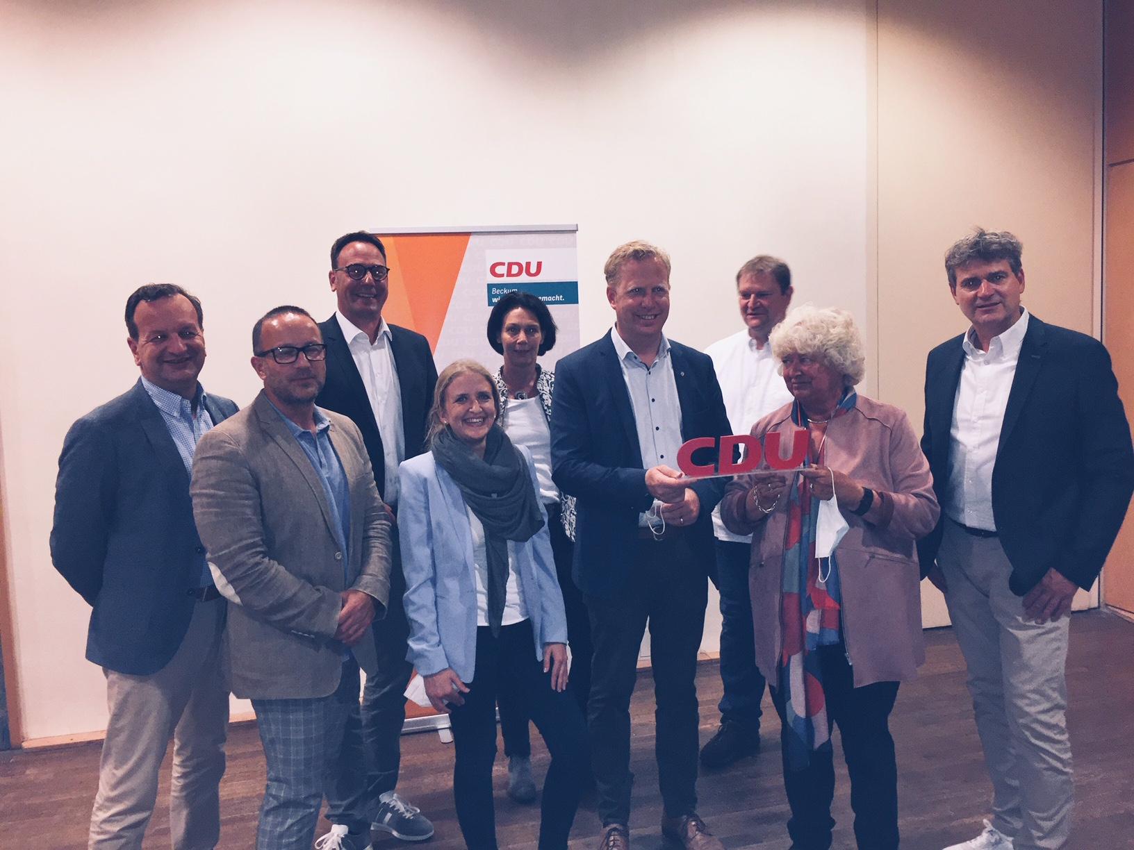 (v.l.) Christoph Pundt, Andreas Khnel, Markus Hner, Kathrin Averdung, Isabel Schrder, Henning Rehbaum, Burkhard Dierkes, Resi Gerwing und Udo Pielsticker