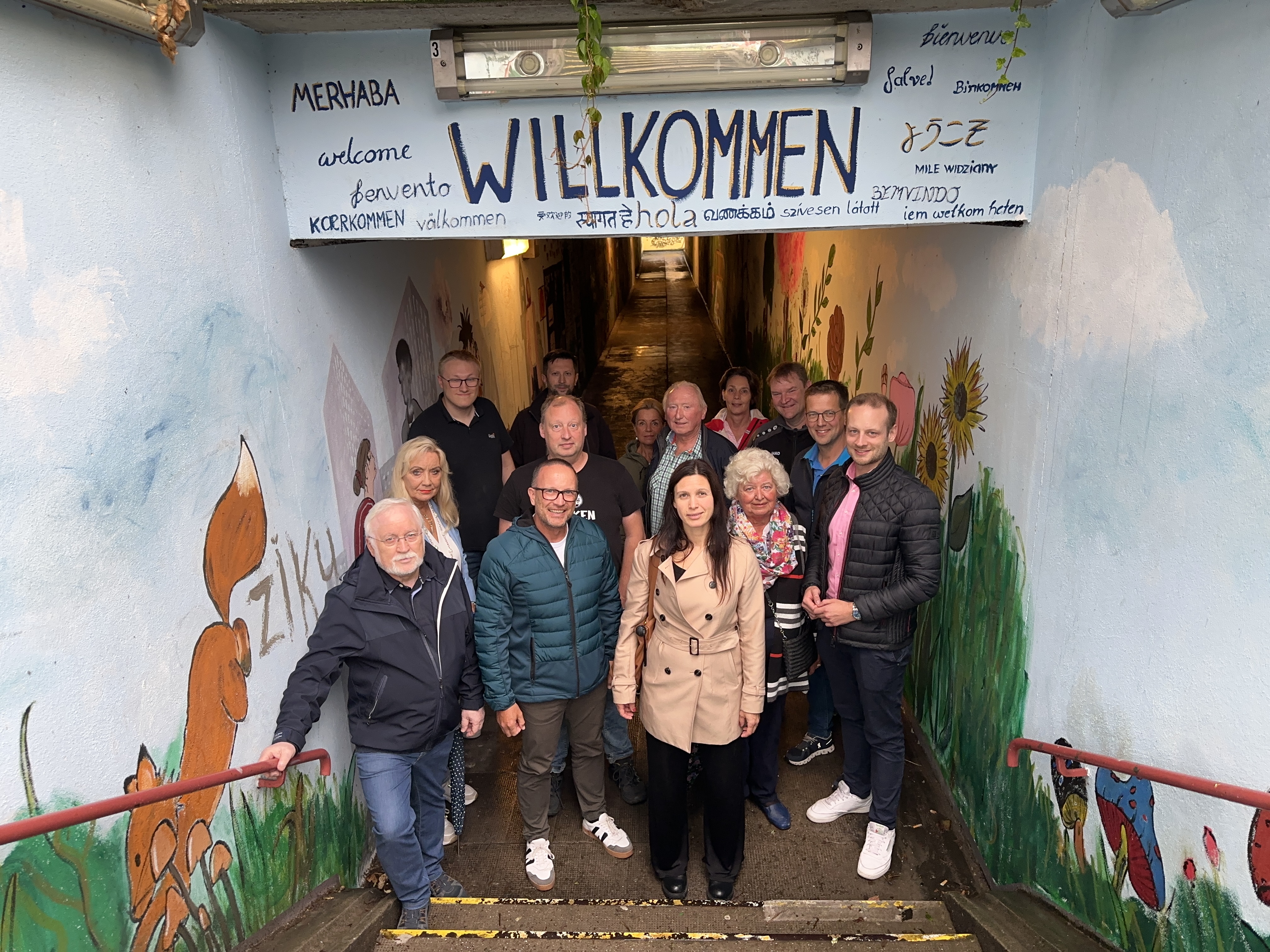 CDU-Besuch im Fugngertunnel Neubeckum; im Vordergrund Frau Sabine Will (Freizeithaus)